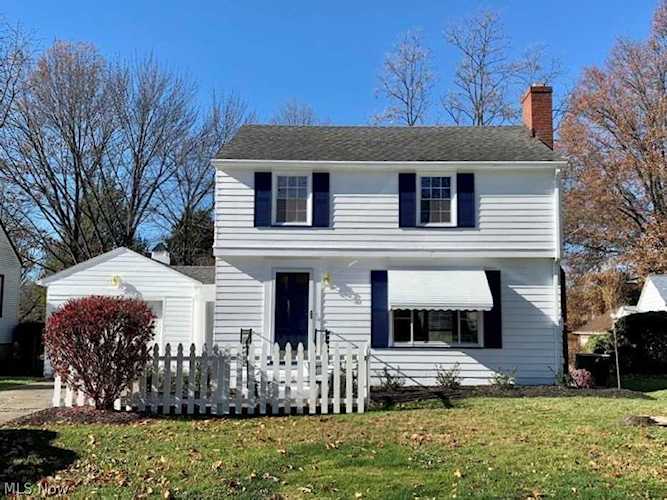 954 Lincoln Ave Niles, OH 44446
