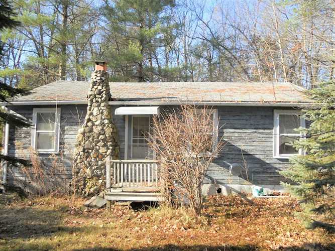 13 Showell Pond Rd Sandown, NH 03878