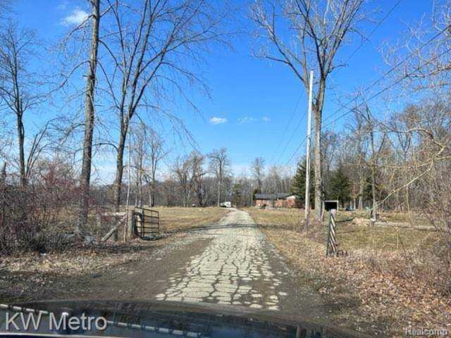 10770 Highland White Lake, MI 48386
