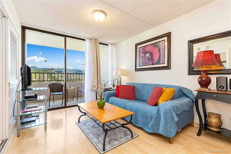 2240 Kuhio Avenue #2703 Honolulu, HI 96815