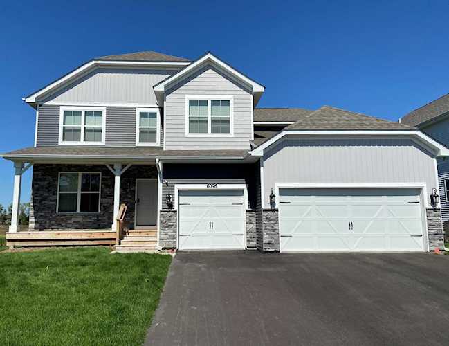 1805 Aztec Avenue Shakopee, MN 55379