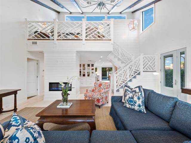 557 W Tierra Mar Ln #35 Naples, FL 34108