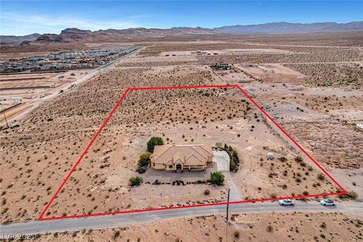 10251 W Agate Ave Las Vegas, NV 89161