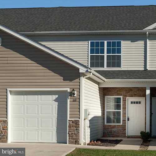 18 Beaulah Ct Bunker Hill, WV 25413 | MLS WVBE2014440 Photo 1
