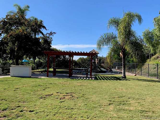 6347 Caminito Basilio San Diego, CA 92111