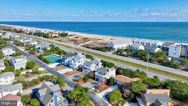 PHOTOS & DETAILS: 36879 Bayside Dr, Fenwick Island, DE 19944 For Sale - MLS #DESU2032502 - Photos, Virtual Tour, School Info - Real Estate Listing Info Photo 1
