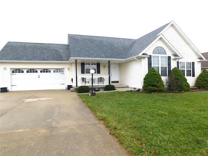 1624 N Tyrel Ave Greensburg, IN 47240 | MLS 21894157 Photo 1