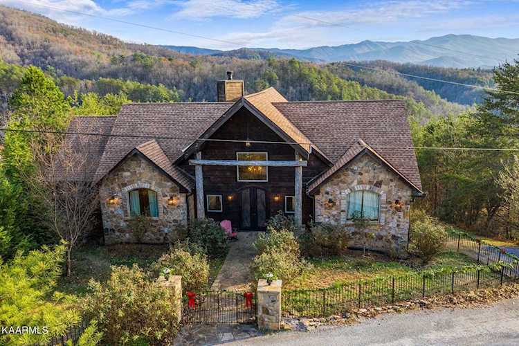 219 Meghans Way Townsend, TN 37882