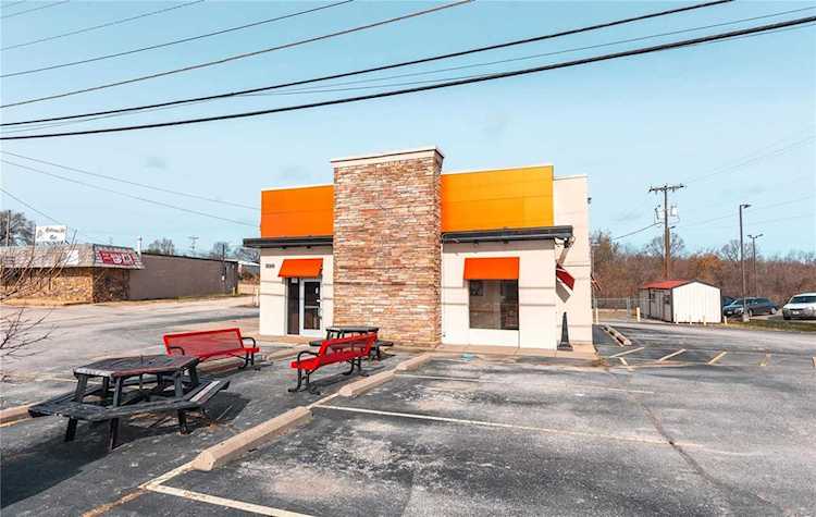 1046 Highway 66 Hwy St Robert, MO 65584