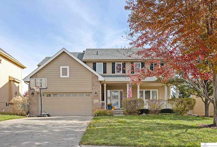 6221 N 151st St Omaha, NE 68116 | MLS 22225773 Photo 1