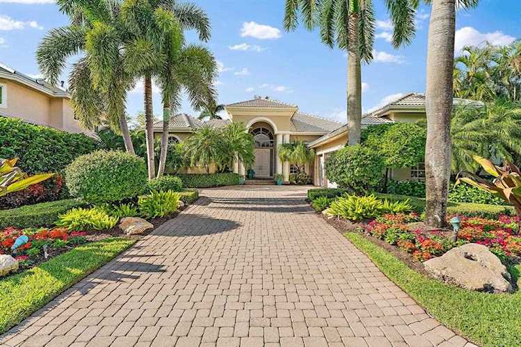 1029 Grand Isle Terrace Palm Beach Gardens, FL 33418