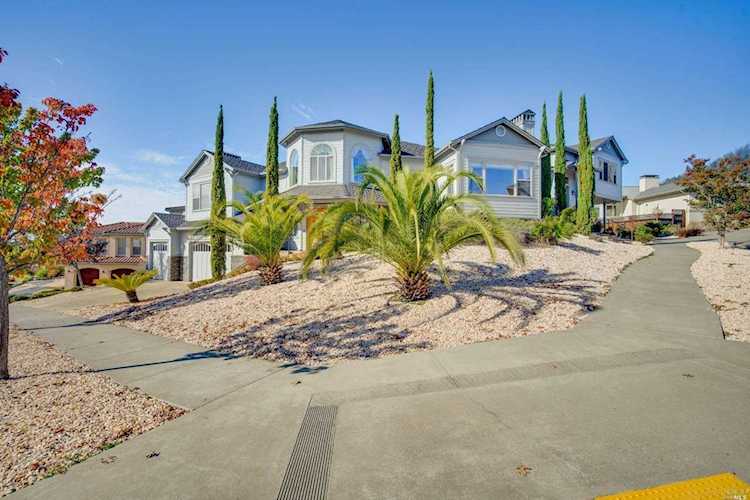 5919 Sunhawk Drive Santa Rosa, CA 95409