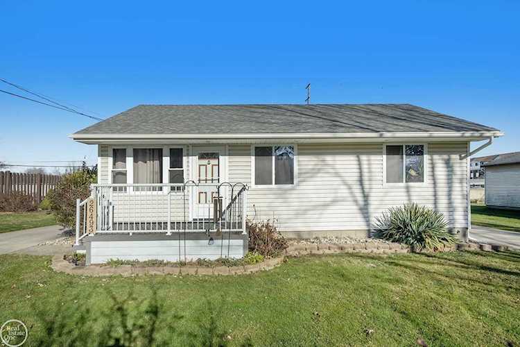 26493 Campau Lane, Harrison Twp, MI 48047 in John Campau Sub 1|Macomb MLS# 50096734 Photo 1