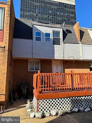 332 Compton Ct Wilmington, DE 19801