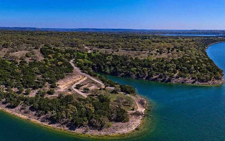 000 Sylvester Ford RD Lago Vista, TX 78645