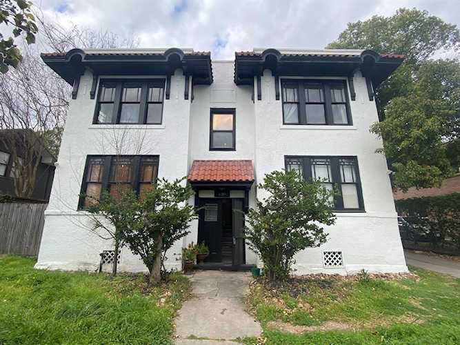 630 W Alabama St Houston, TX 77006