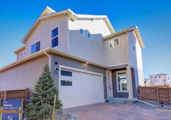 10213 Worchester St Commerce City, CO 80022