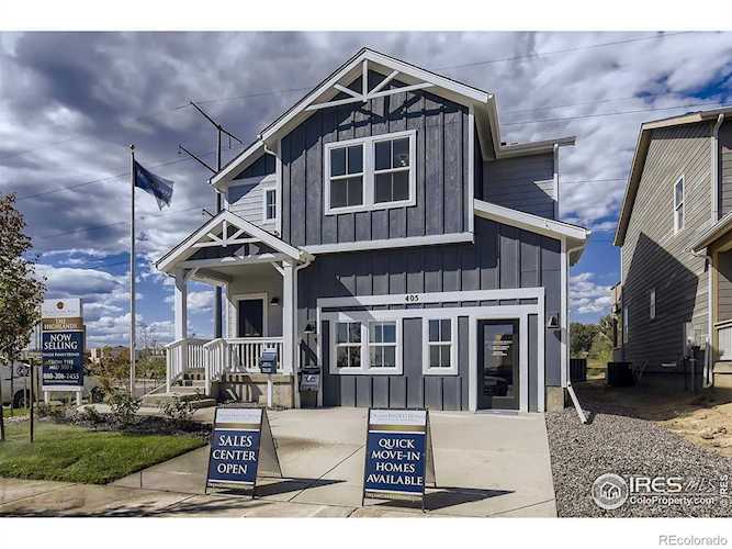 405 Overbrook Ln Longmont, CO 80504