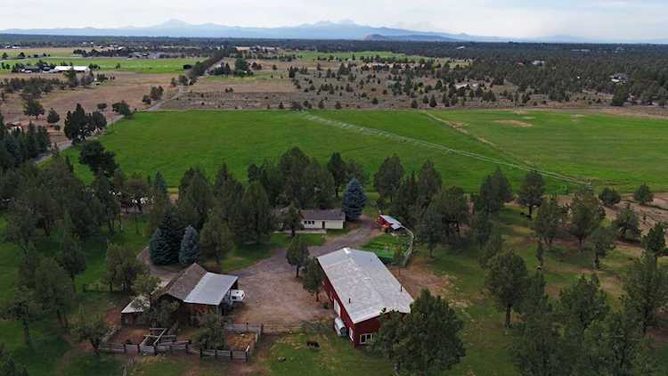 24020 Skywagon Dr Bend, OR 97701