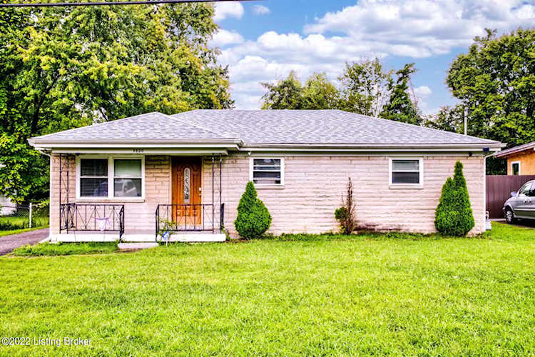 9820 Blue Lick Rd Louisville, KY 40229 | MLS 1622671 Photo 1