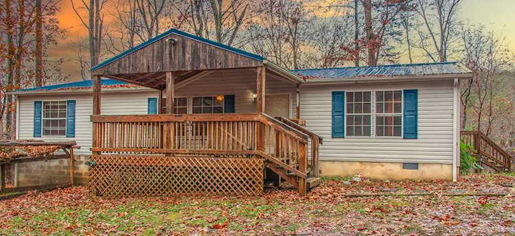 236 Walnut Springs Buchanan, VA 24066
