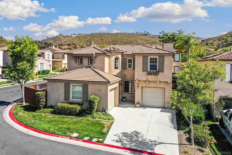 450 Camino Hermoso San Marcos, CA 92078