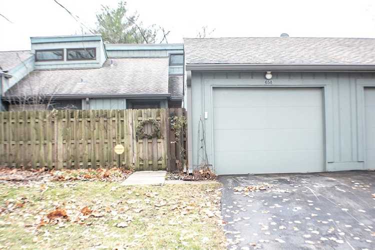 658 Cobblestone Rd Avon, IN 46123 | MLS 21895002 Photo 1