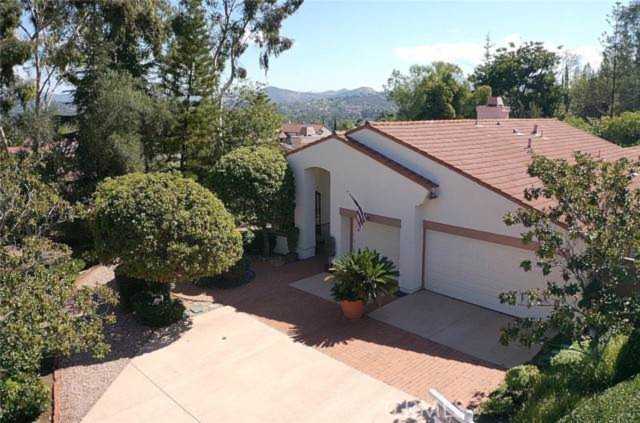 Just Listed 341 Calle Bonita, Escondido, 92029, ND22188103 Photo 1