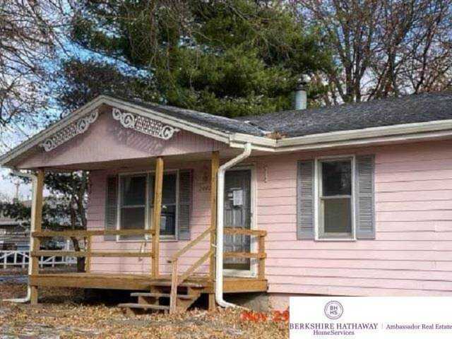 2440 NW 4 St Lincoln, NE 68521
