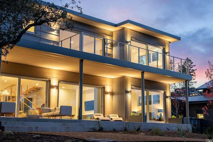 3964 Shelter Glen Way Santa Rosa, CA 95404