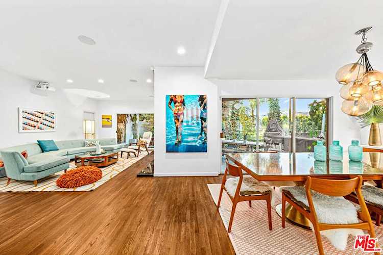 2551 Astral Dr Los Angeles, CA 90046