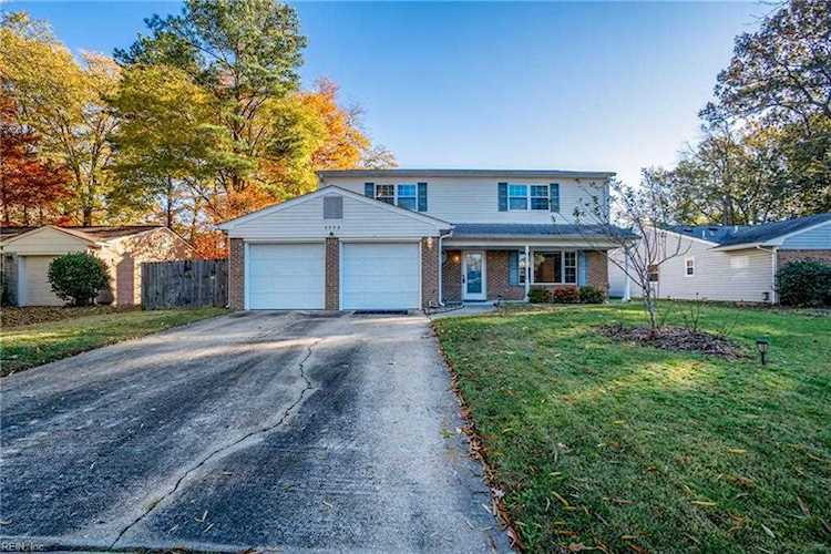 3332 King Richard Ct Virginia Beach, VA 23452 home for sale, MLS#10465605 - Crescas Real Estate Photo 1