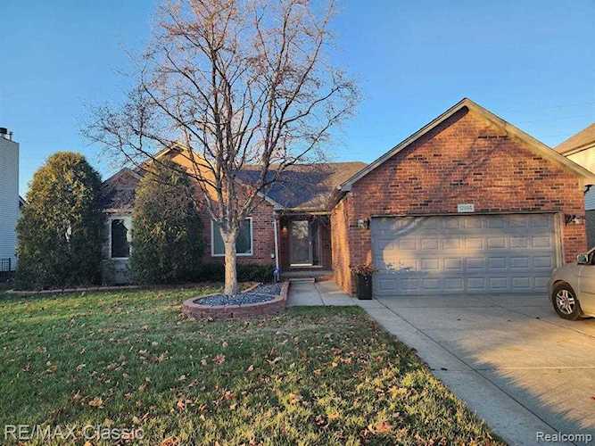 12955 Cobblestone, Sterling Heights, MI 48313 in Lakeside Woods|Macomb MLS# 60175643 Photo 1
