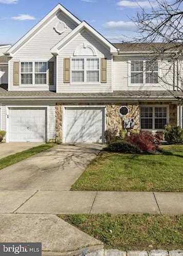 116 Buckingham Way Mount Laurel, NJ 08054