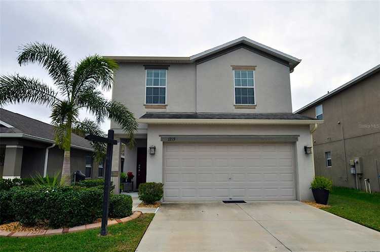 1219 Trailwater St Ruskin, FL 33570