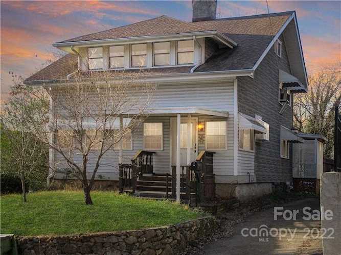 14 Maxwell St Asheville, NC 28801