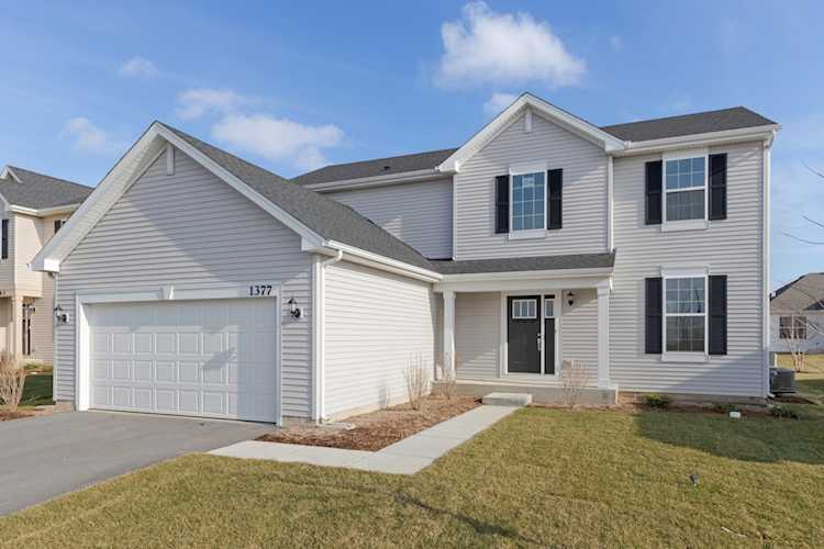 1377 Keller St Elburn, IL 60119