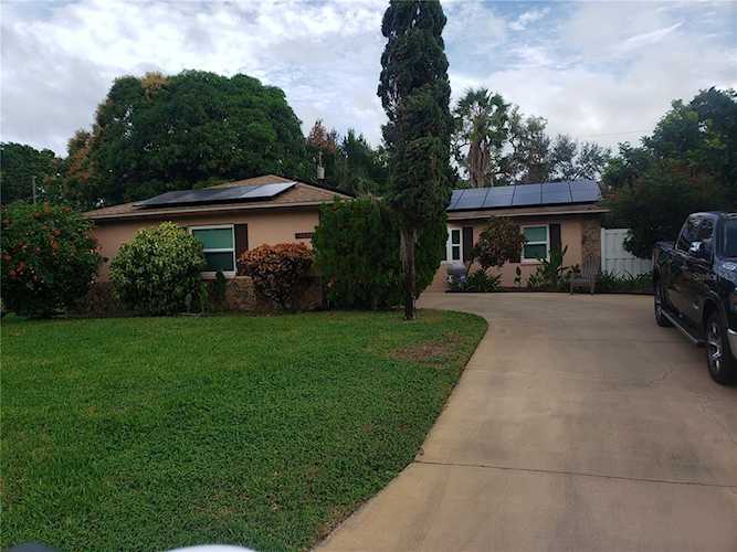 4298 Trout Dr SE St. Petersburg, FL 33705