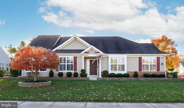 153 Glengarry Ln Hainesport, NJ 08036
