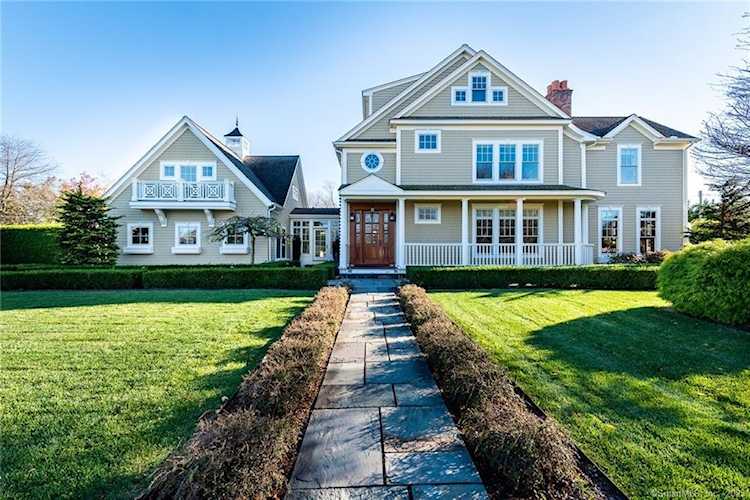 14 Rackett Lane Essex, CT 06426