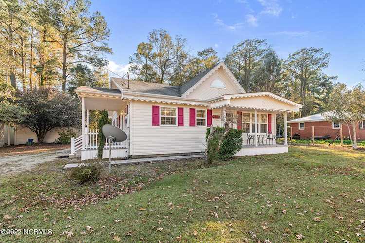 2145 Dawson Cabin Road Jacksonville, NC 28540 | MLS 100359444 Photo 1