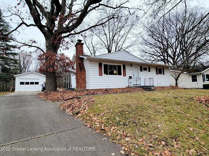1605 S Holly Way Lansing, MI 48910 | MLS 270263 Photo 1