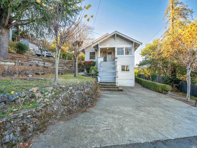 18 Martens Boulevard San Rafael, CA 94901 | MLS 322102042 Photo 1