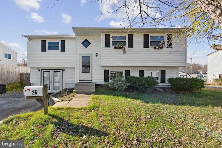 26 Dunsinane Dr New Castle, DE 19720