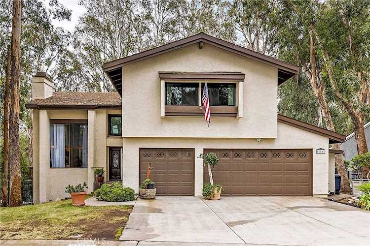 22061 Trailway Ln Lake Forest, CA 92630 | MLS OC22242232 Photo 1