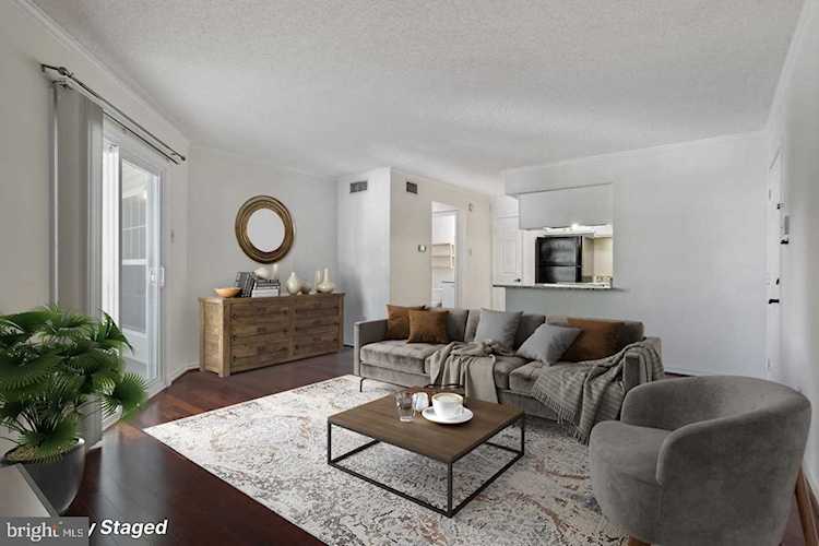 1535 Lincoln Way #101 Mclean, VA 22102 | MLS VAFX2103934 Photo 1