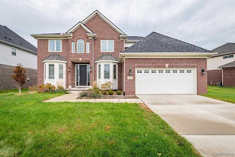 2964 Secret, Commerce Twp, MI 48390 in Glengary Hills Occpn 2123|Oakland MLS# 60176127 Photo 1