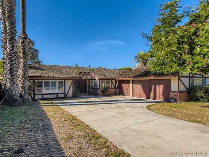 376 Silvergate Avenue San Diego, CA 92106
