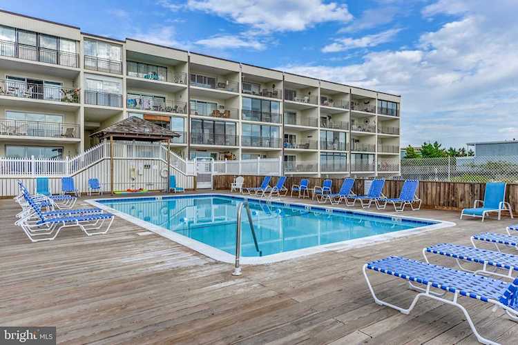 6803 Atlantic Ave #4C Ocean City, MD 21842