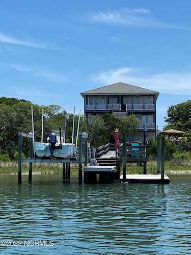 514 N Anderson Boulevard Topsail Beach, NC 28445